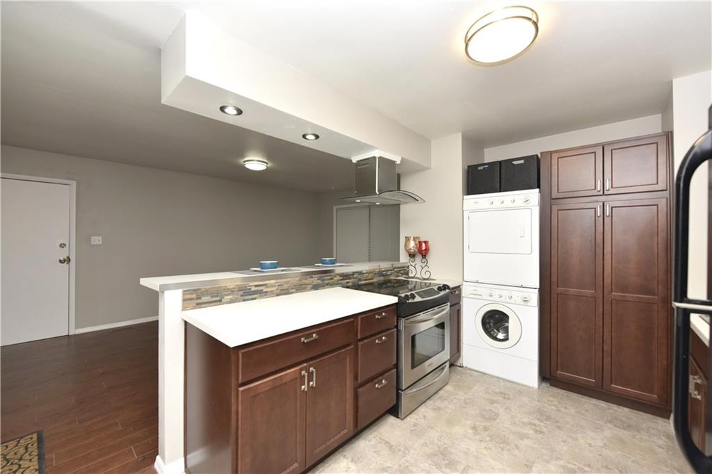 3931 Mitthoeffer Road Indianapolis, IN 46235 - Photo 5 of 19 Gallery Image 5