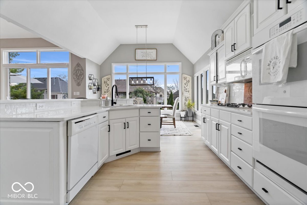 14035 Stone Key Way Fishers, IN 46040 - Photo 20 of 72