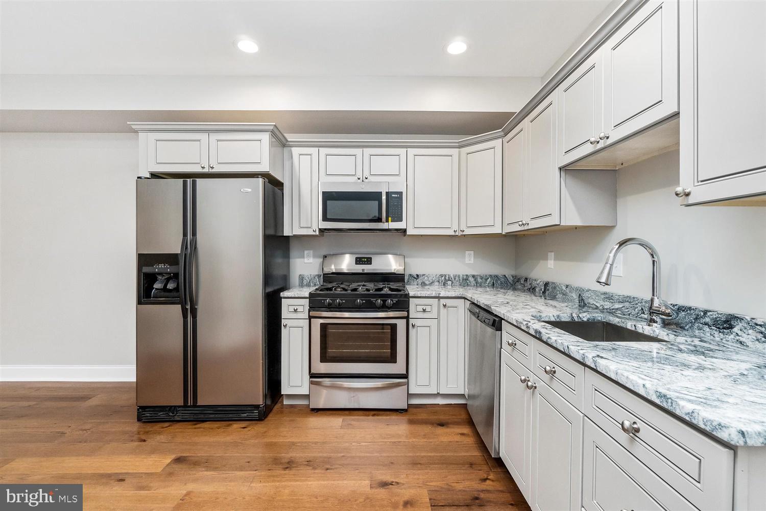 3042 Keswick Road Baltimore, MD 21211 - Photo 8 of 33 Kitchen