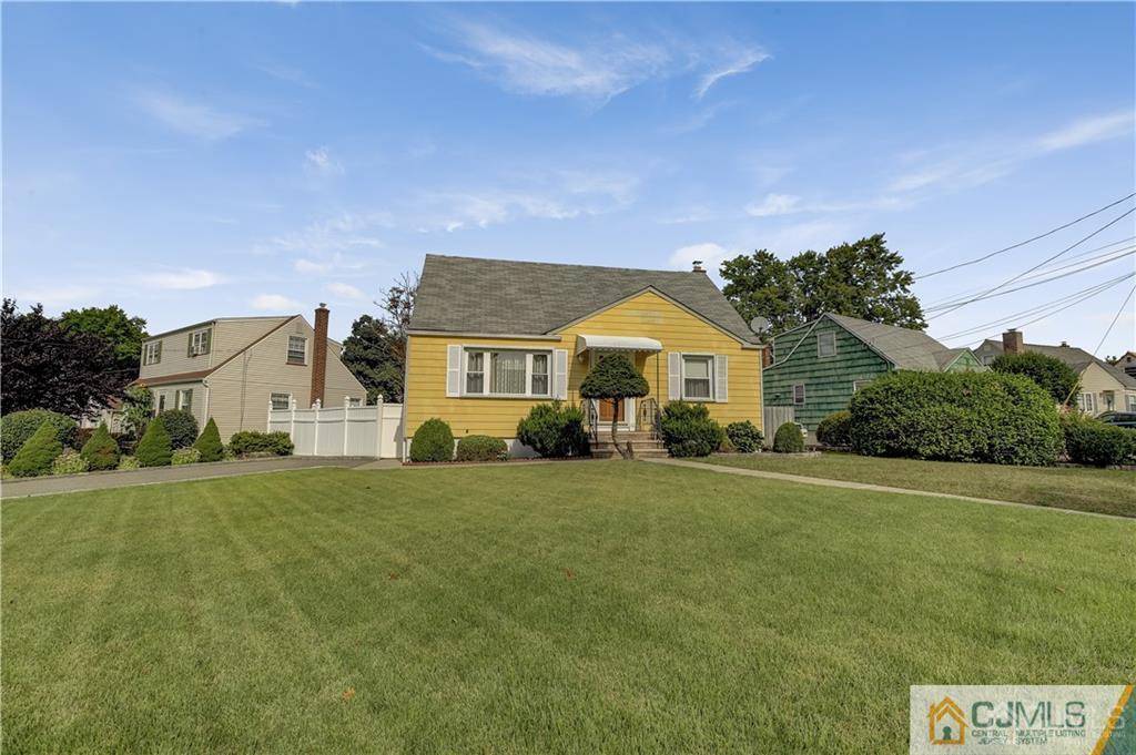 149 East Hill Road Colonia, NJ 07067 - Photo 1 of 27 Gallery Image 1