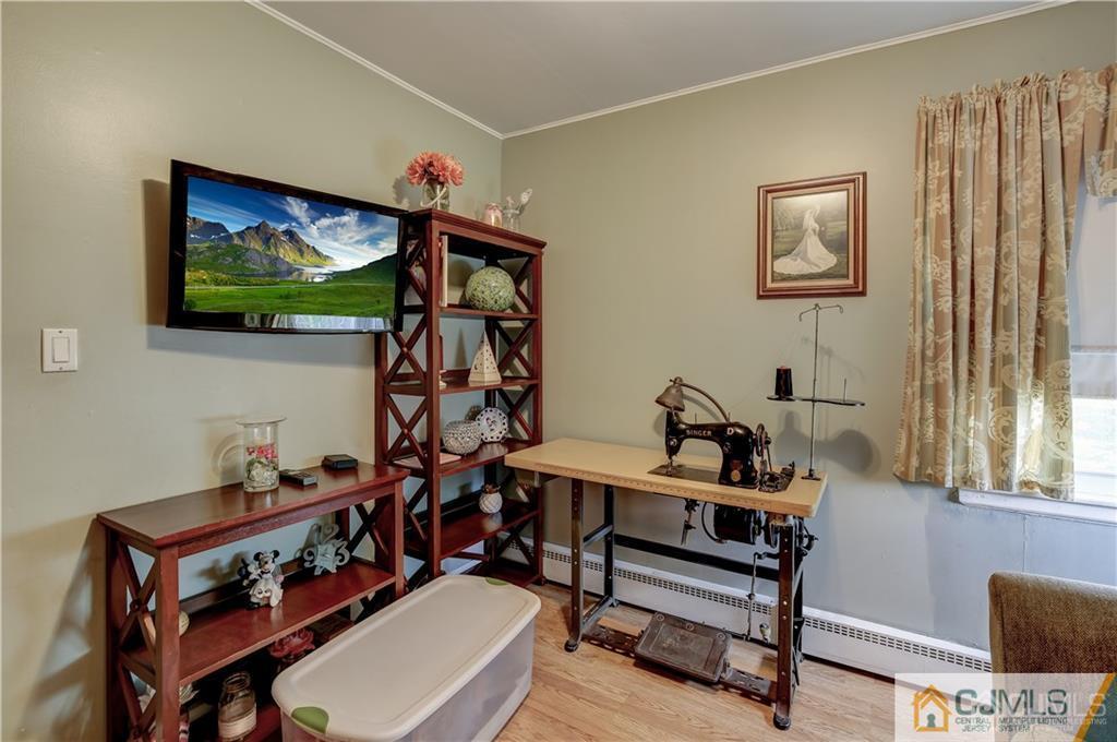149 East Hill Road Colonia, NJ 07067 - Photo 11 of 27 Gallery Image 11