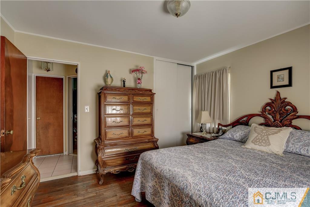 149 East Hill Road Colonia, NJ 07067 - Photo 14 of 27 Gallery Image 14
