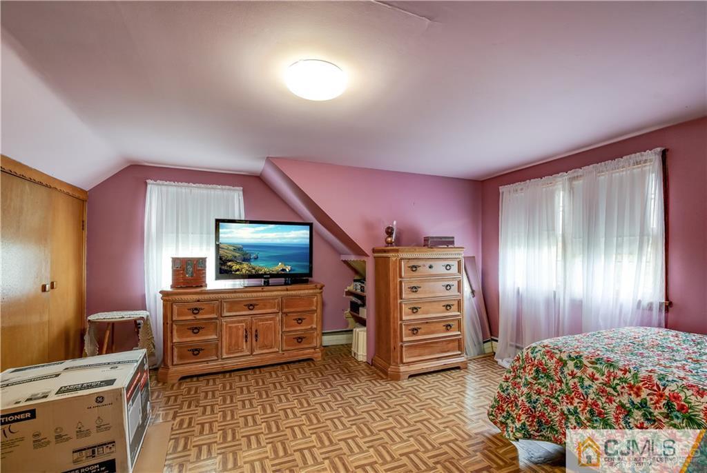 149 East Hill Road Colonia, NJ 07067 - Photo 16 of 27 Gallery Image 16