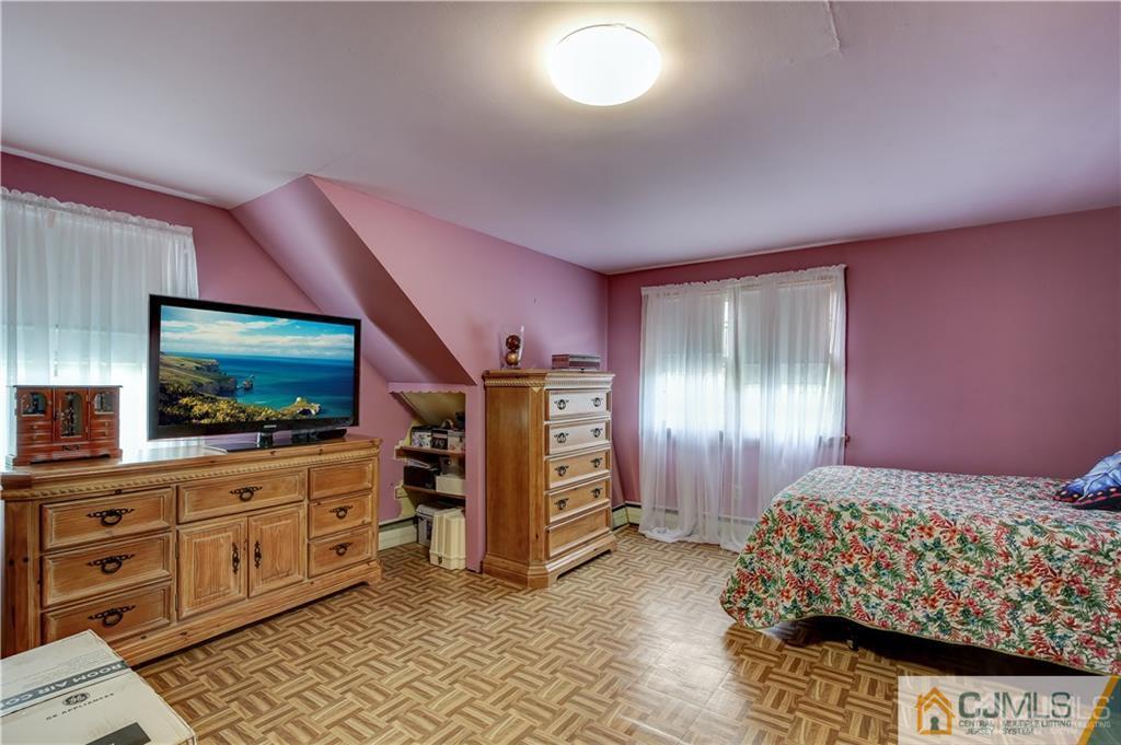 149 East Hill Road Colonia, NJ 07067 - Photo 17 of 27 Gallery Image 17