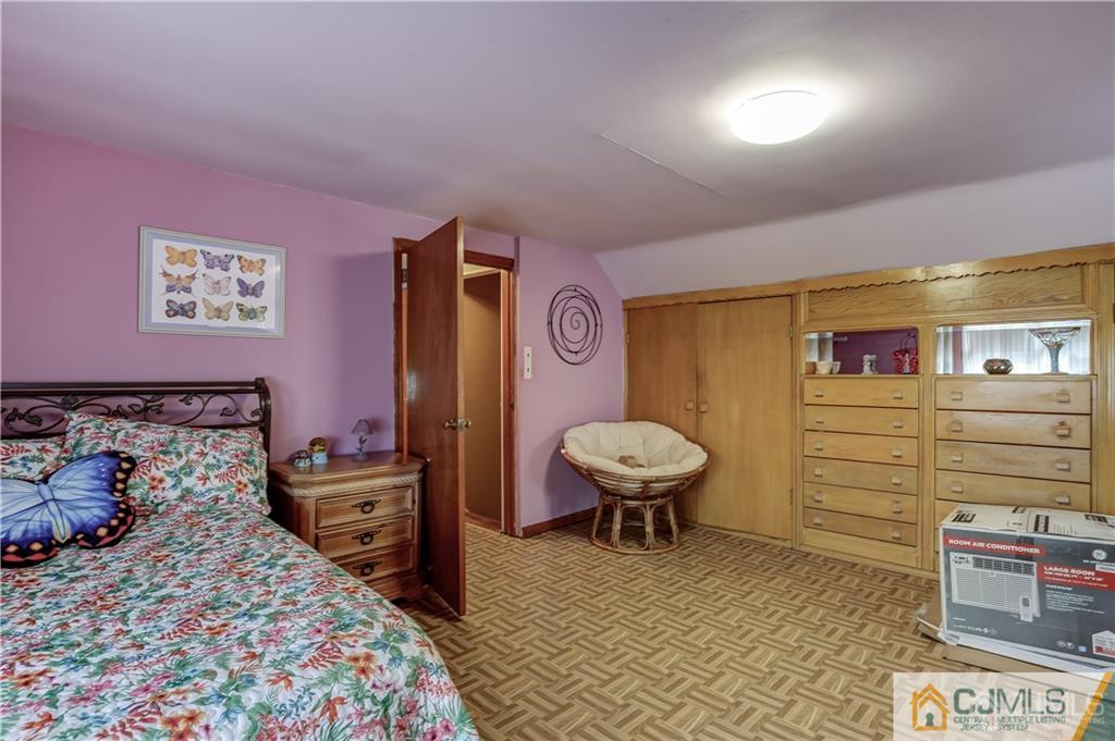 149 East Hill Road Colonia, NJ 07067 - Photo 19 of 27 Gallery Image 19