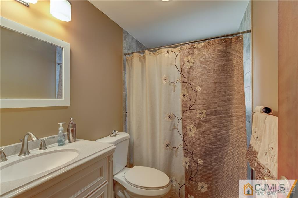 149 East Hill Road Colonia, NJ 07067 - Photo 20 of 27 Gallery Image 20