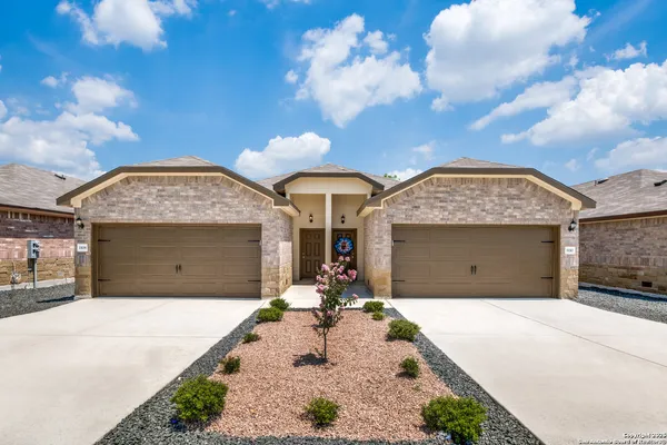 $1,625 | 400 Emma Drive, New Braunfels, TX 78130