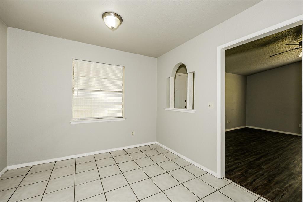 218 Long Shadow Lane Mesquite, TX 75149 - Photo 4 of 15 a view of an empty room and window