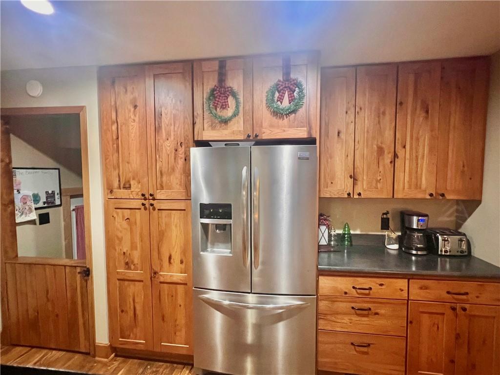 929 Mt Jackson Road New Castle, PA 16102 - Photo 6 of 21 a kitchen with cabinets and stainless steel appliances