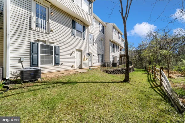 $434,950 | 7704 English Oak Circle, Unit 10, Elkridge, MD 21075