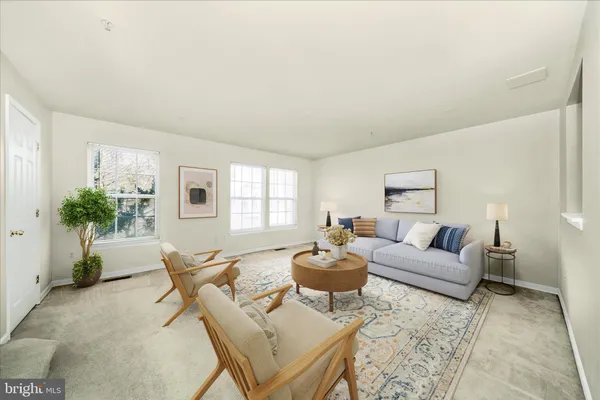 $434,950 | 7704 English Oak Circle, Unit 10, Elkridge, MD 21075
