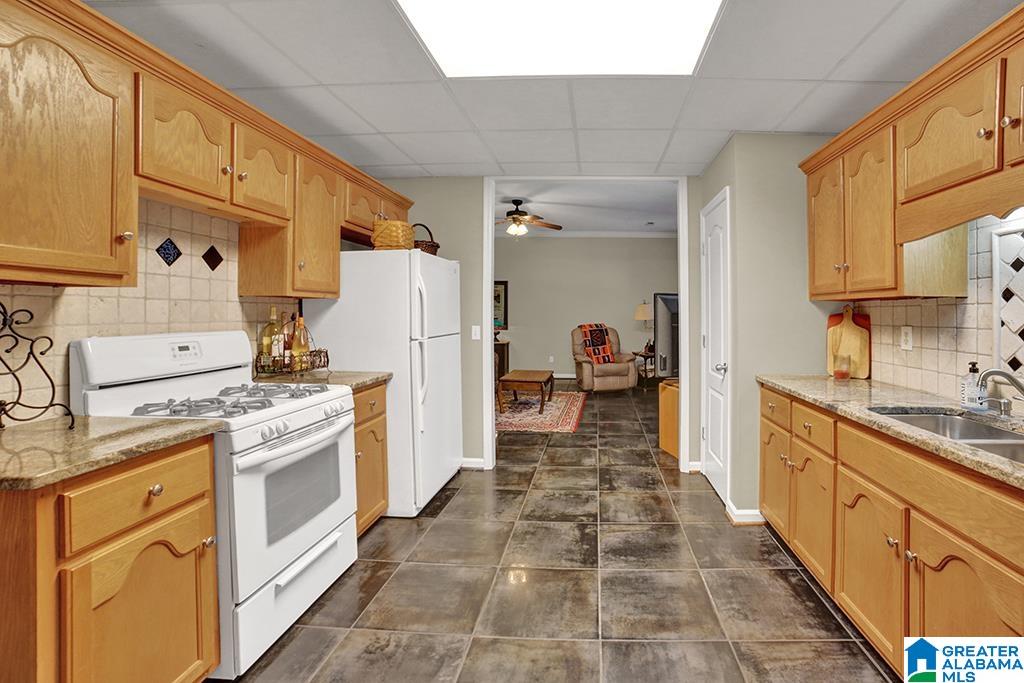 716 Carl Raines Lake Road Birmingham, AL 35244 - Photo 30 of 44