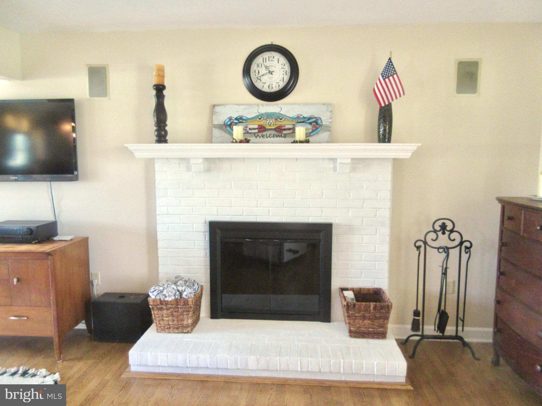 3334 Choptank Road Preston, MD 21655 - Photo 7 of 51 Family Room Brick Fireplace, Hardwood Flrs