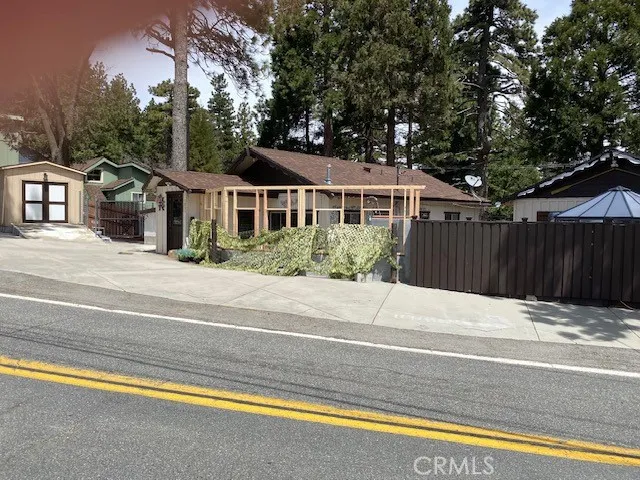$785,000 | 1055 Playground Drive, Crestline, CA 92325