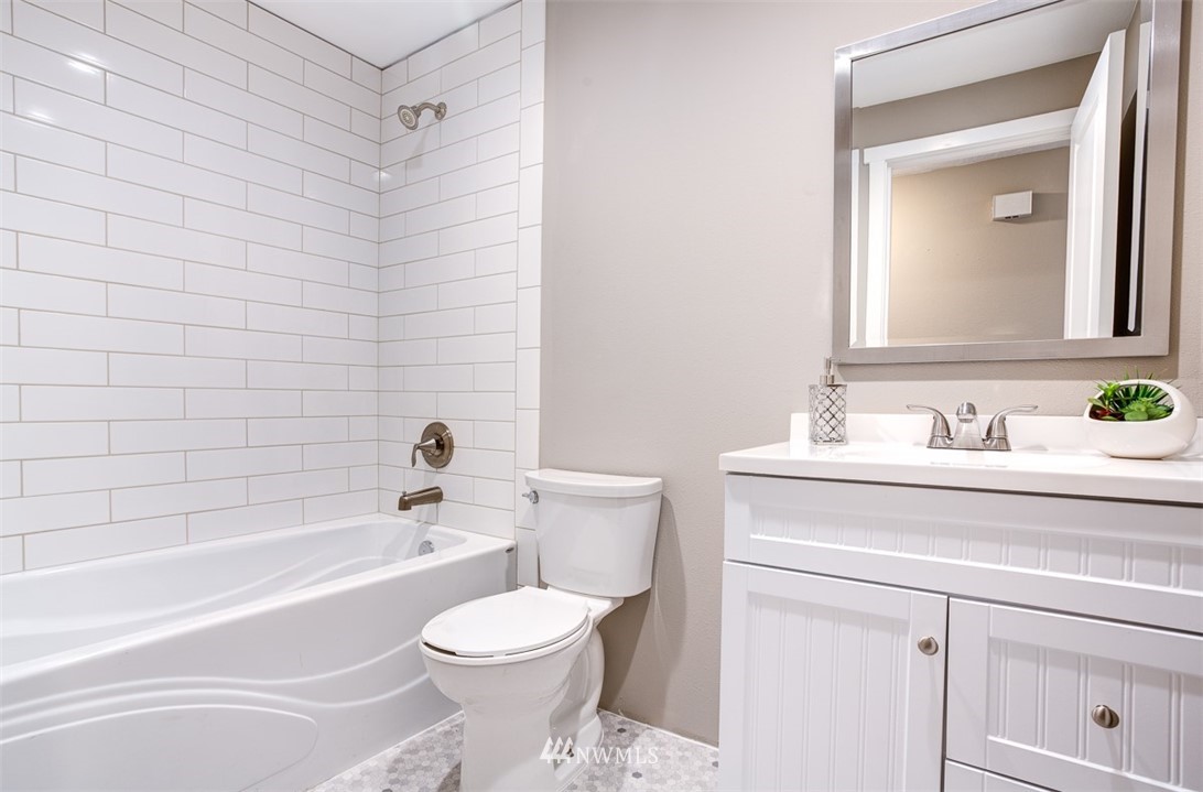 1024 200th Place Southeast Bothell, WA 98012 - Photo 12 of 17