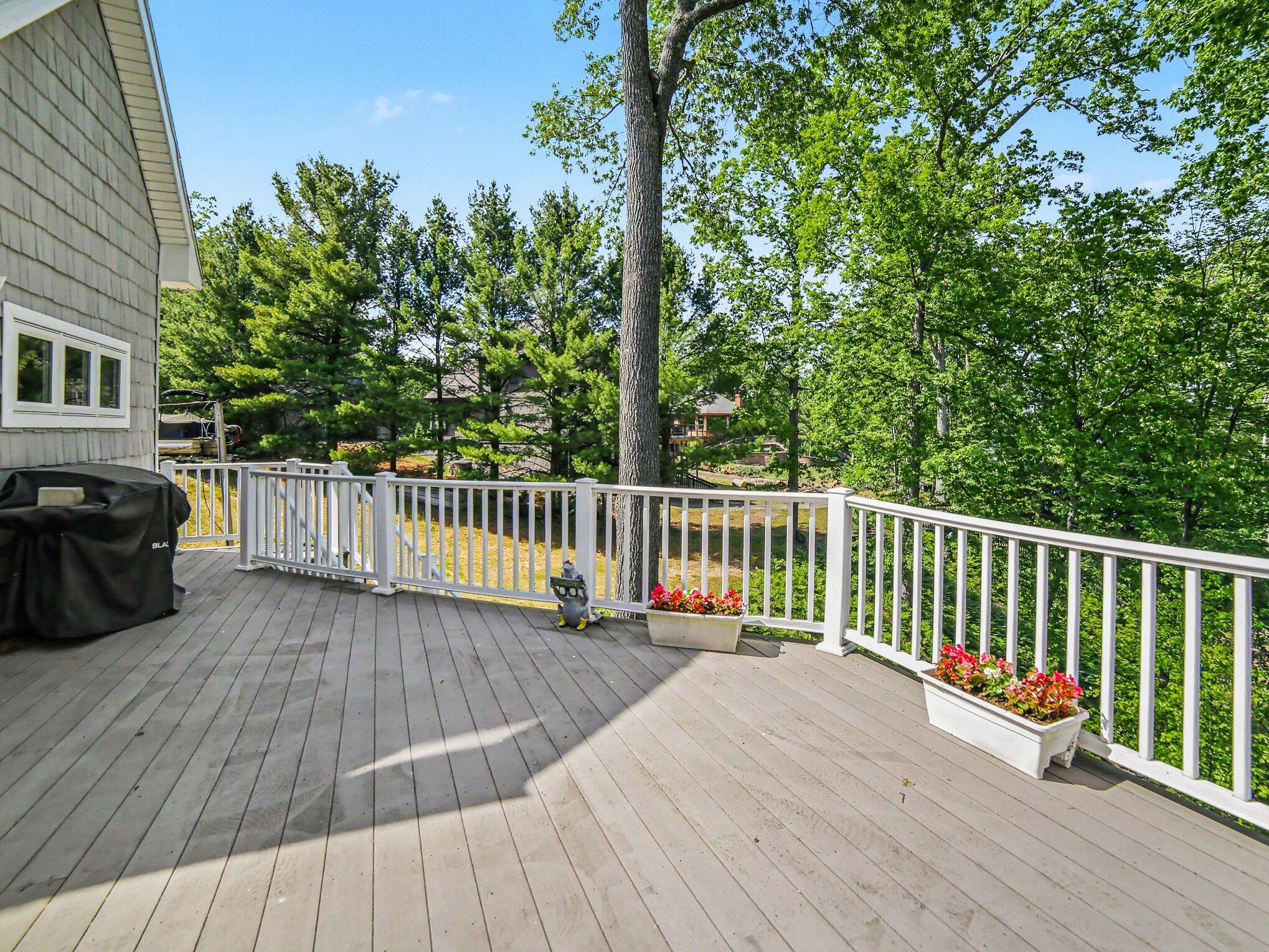 5628 Longbridge Road Pentwater, MI 49449 - Photo 12 of 56 042_file_9000