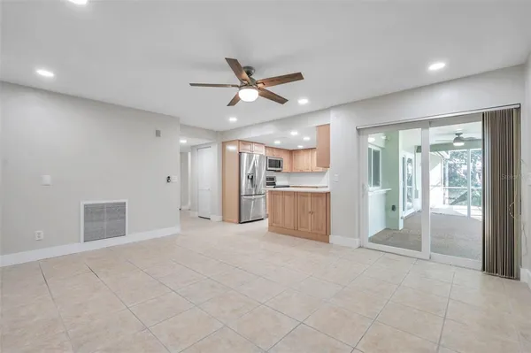 $3,950 | 8789 Maplewood Road, Seminole, FL 33777