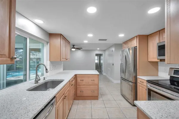 $3,950 | 8789 Maplewood Road, Seminole, FL 33777