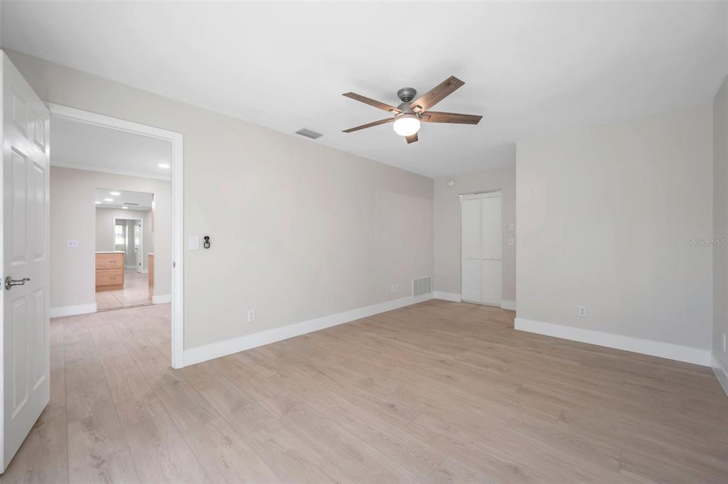 8789 Maplewood Road Seminole, FL 33777 - Photo 28 of 73