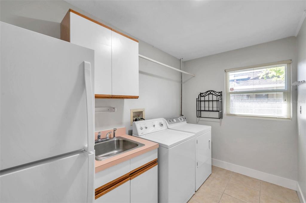 8789 Maplewood Road Seminole, FL 33777 - Photo 32 of 73