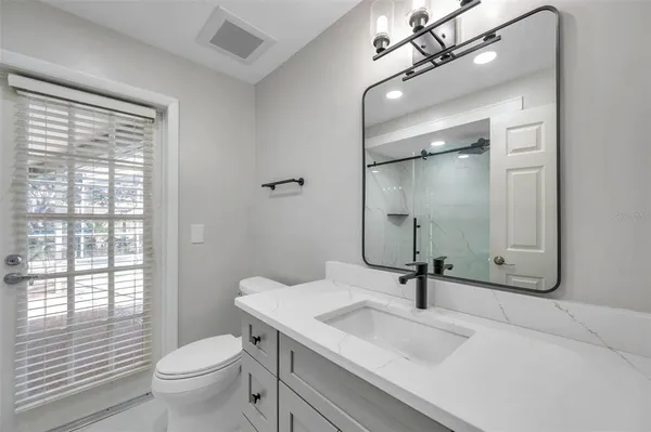 $3,950 | 8789 Maplewood Road, Seminole, FL 33777