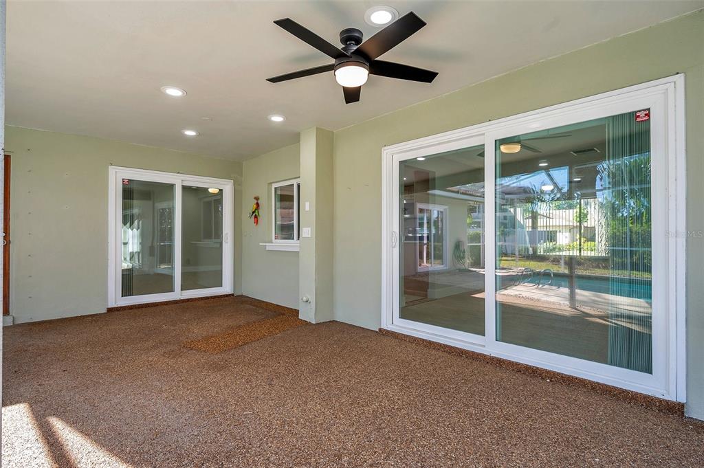 8789 Maplewood Road Seminole, FL 33777 - Photo 47 of 73