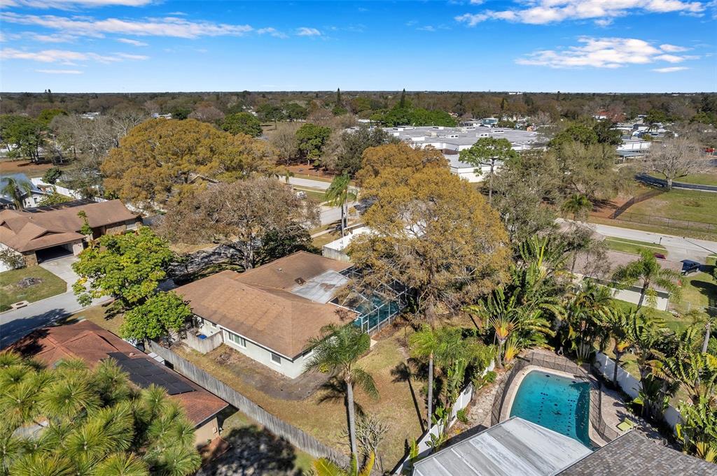 8789 Maplewood Road Seminole, FL 33777 - Photo 54 of 73