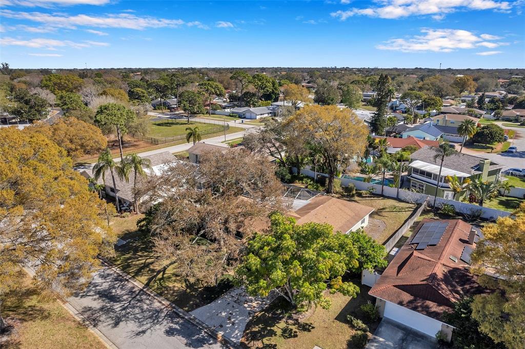 8789 Maplewood Road Seminole, FL 33777 - Photo 56 of 73