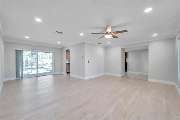 $3,950 | 8789 Maplewood Road, Seminole, FL 33777