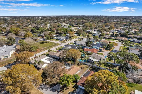 $3,950 | 8789 Maplewood Road, Seminole, FL 33777