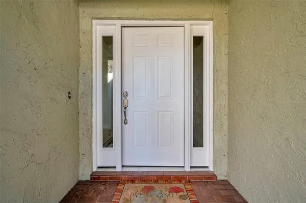 $3,950 | 8789 Maplewood Road, Seminole, FL 33777