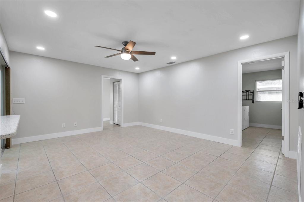 8789 Maplewood Road Seminole, FL 33777 - Photo 10 of 73