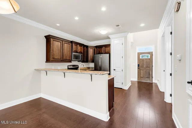 $225,500 | 204 Fairway Villas, Diamondhead, MS 39525