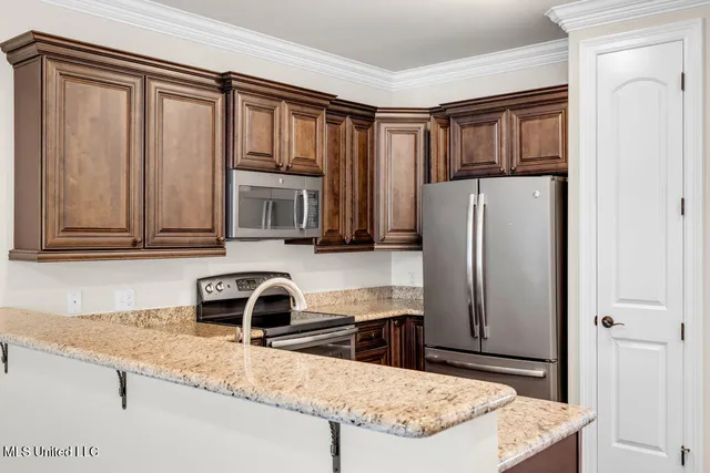 $225,500 | 204 Fairway Villas, Diamondhead, MS 39525