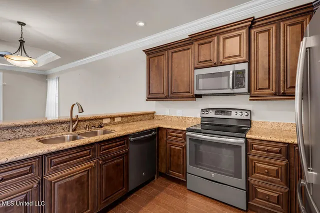 $225,500 | 204 Fairway Villas, Diamondhead, MS 39525