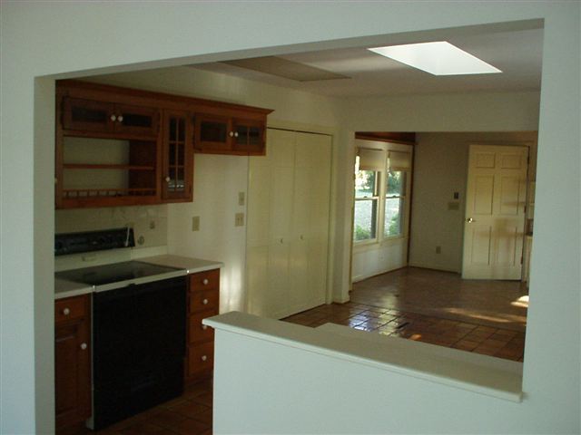 18181 Eagle Point Seneca, SC 29672 - Photo 8 of 14 Gallery Image 8
