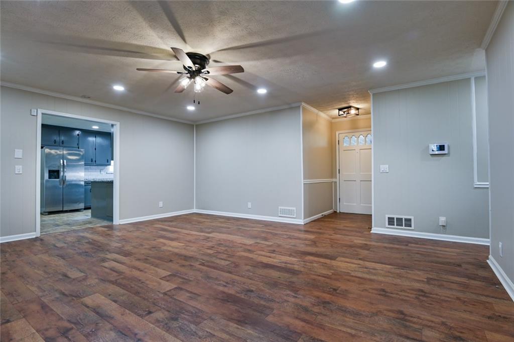 2115 Oak Hill Road Covington, GA 30016 - Photo 11 of 32