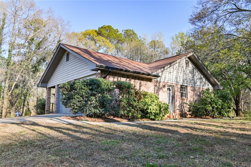 2115 Oak Hill Road Covington, GA 30016 - Photo 4 of 32