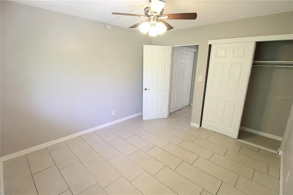 $1,200 | 3001 Bee Ridge Road, Unit 217, Sarasota, FL 34239