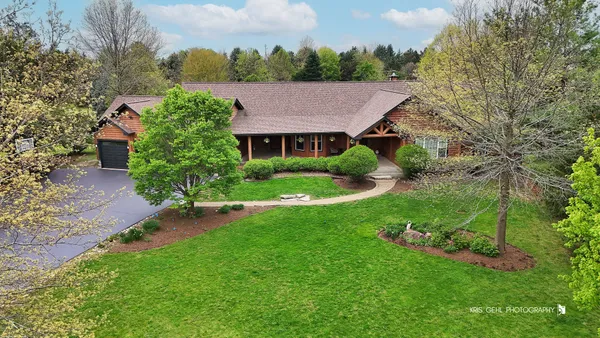 $865,250 | 4806 Patty Lane, Ringwood, IL 60072