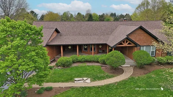 $865,250 | 4806 Patty Lane, Ringwood, IL 60072