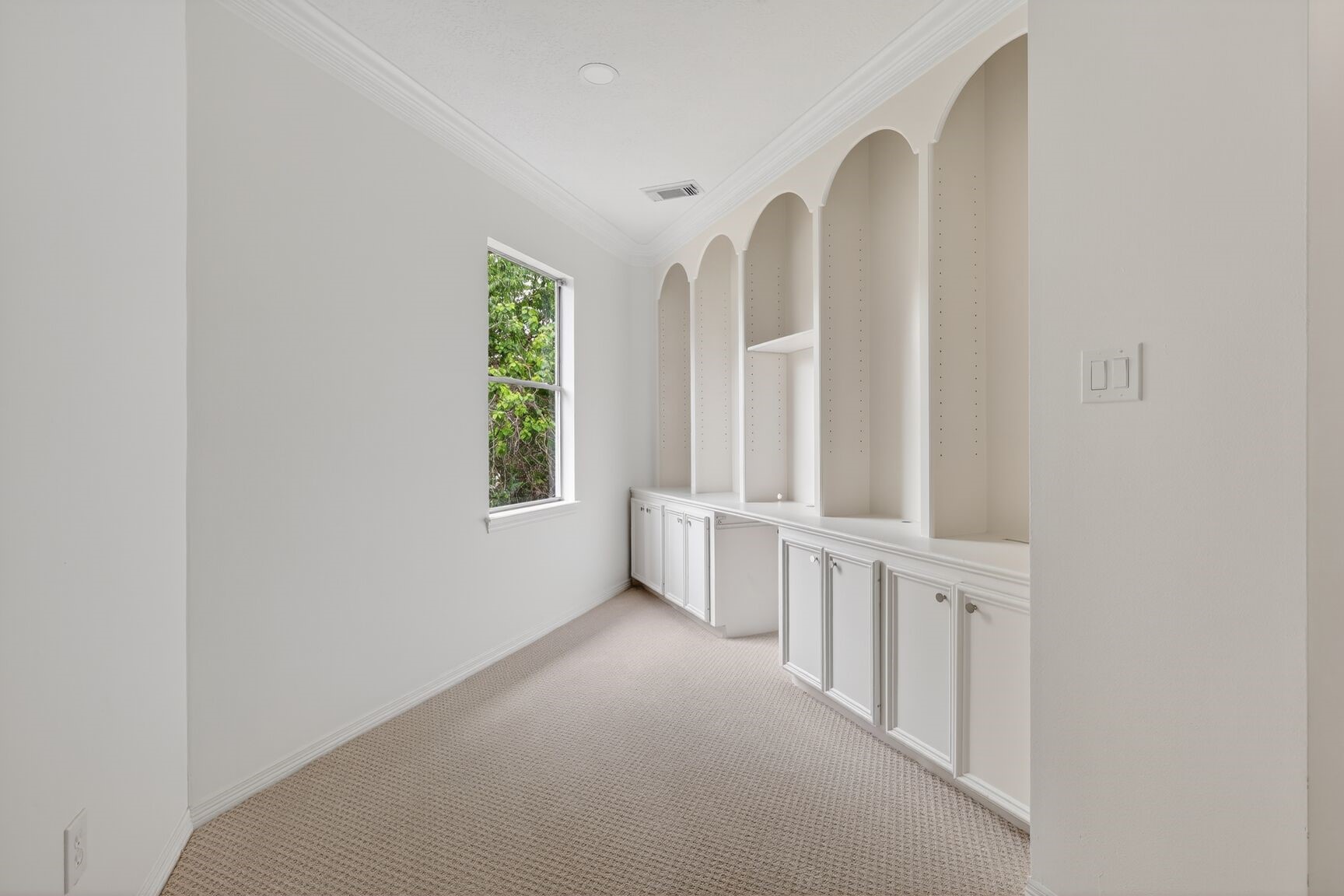 17519 Shelburne Lane Spring, TX 77379 - Photo 19 of 31 a view of entryway with interior