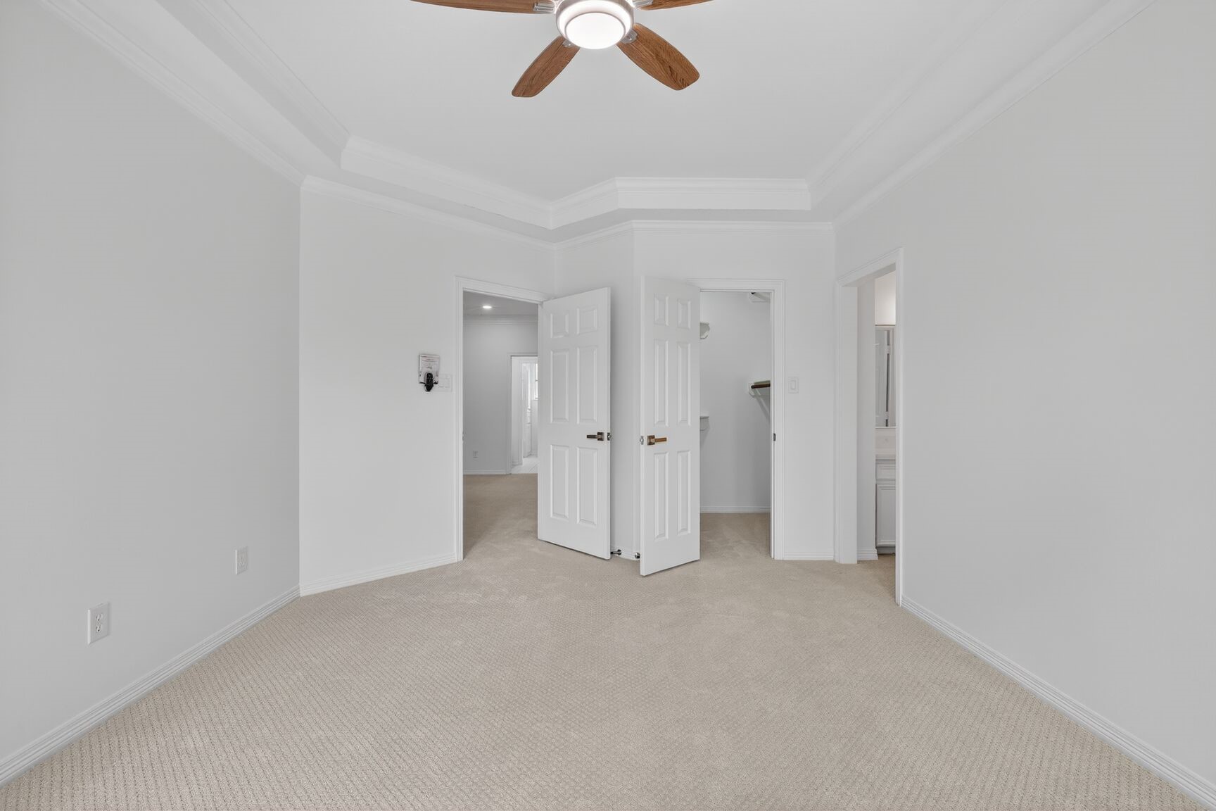 17519 Shelburne Lane Spring, TX 77379 - Photo 29 of 31 an empty room with chandelier fan