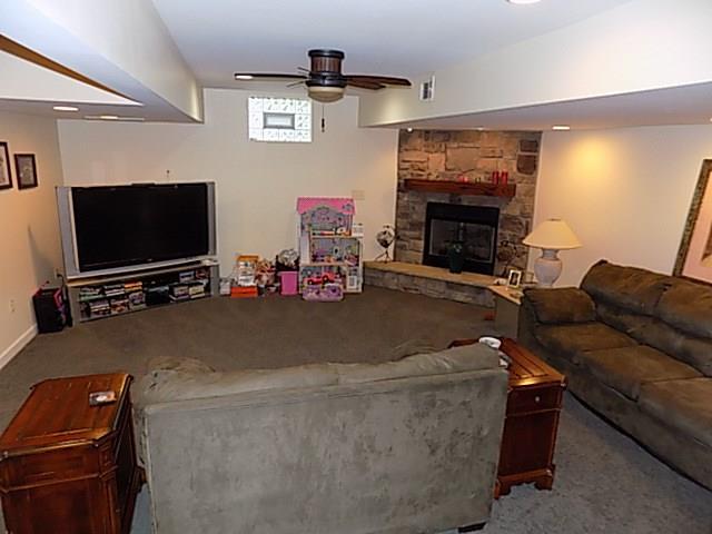 340 Thompson Run Road Pittsburgh, PA 15237 - Photo 14 of 23 Another view of the 25x17 Family Room