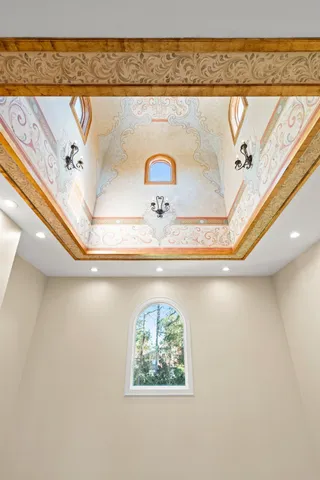 a view of a air conditioner