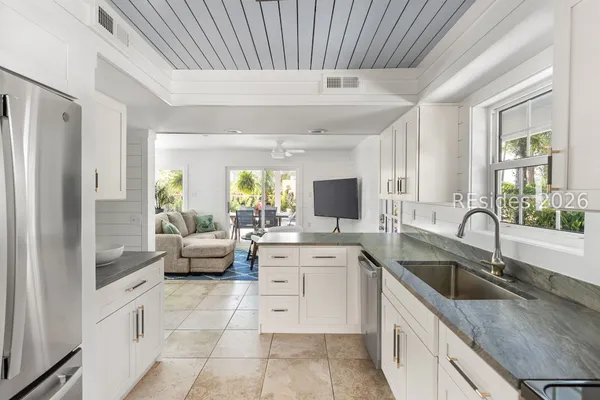 $2,975,000 | 7 Cassina Lane, Hilton Head Island, SC 29928