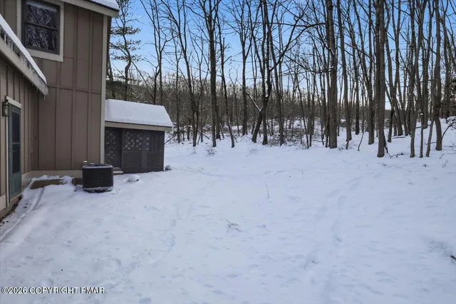 $569,000 | 782 Lower Deer Valley Road, Tannersville, PA 18372