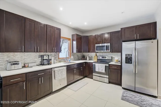 $569,000 | 782 Lower Deer Valley Road, Tannersville, PA 18372