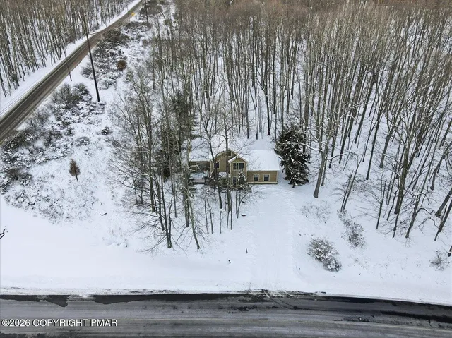 $569,000 | 782 Lower Deer Valley Road, Tannersville, PA 18372