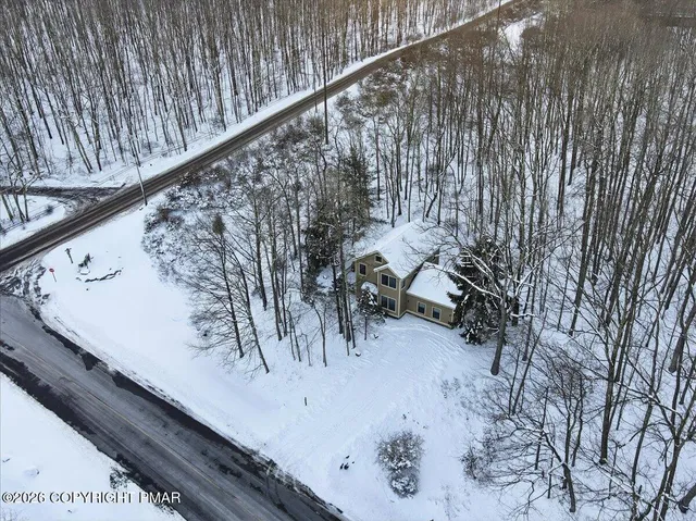 $569,000 | 782 Lower Deer Valley Road, Tannersville, PA 18372